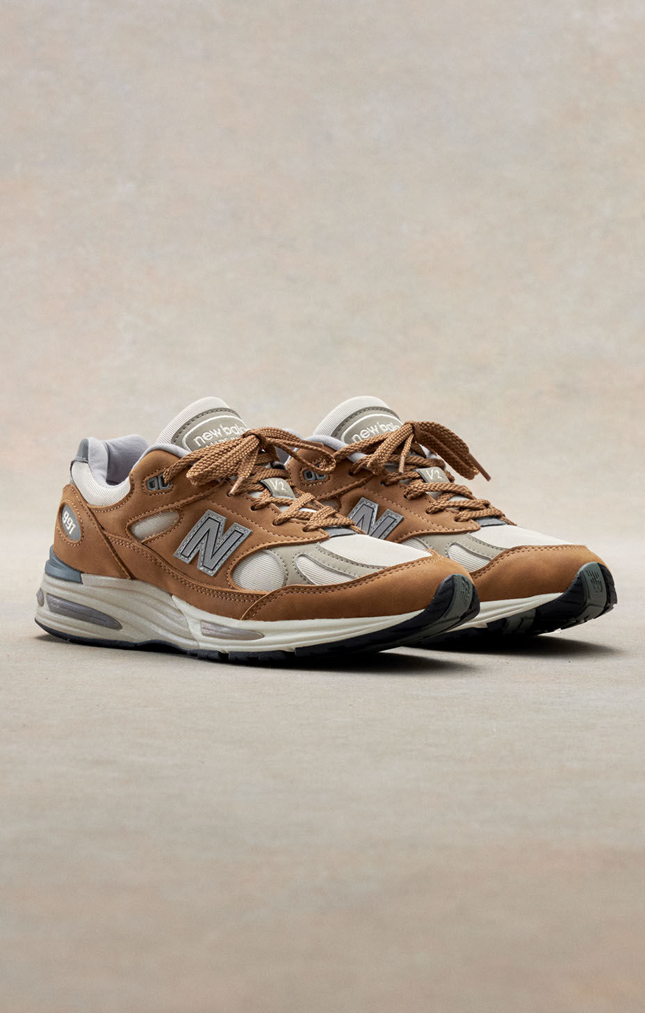 New balance noir et doré femme sales
