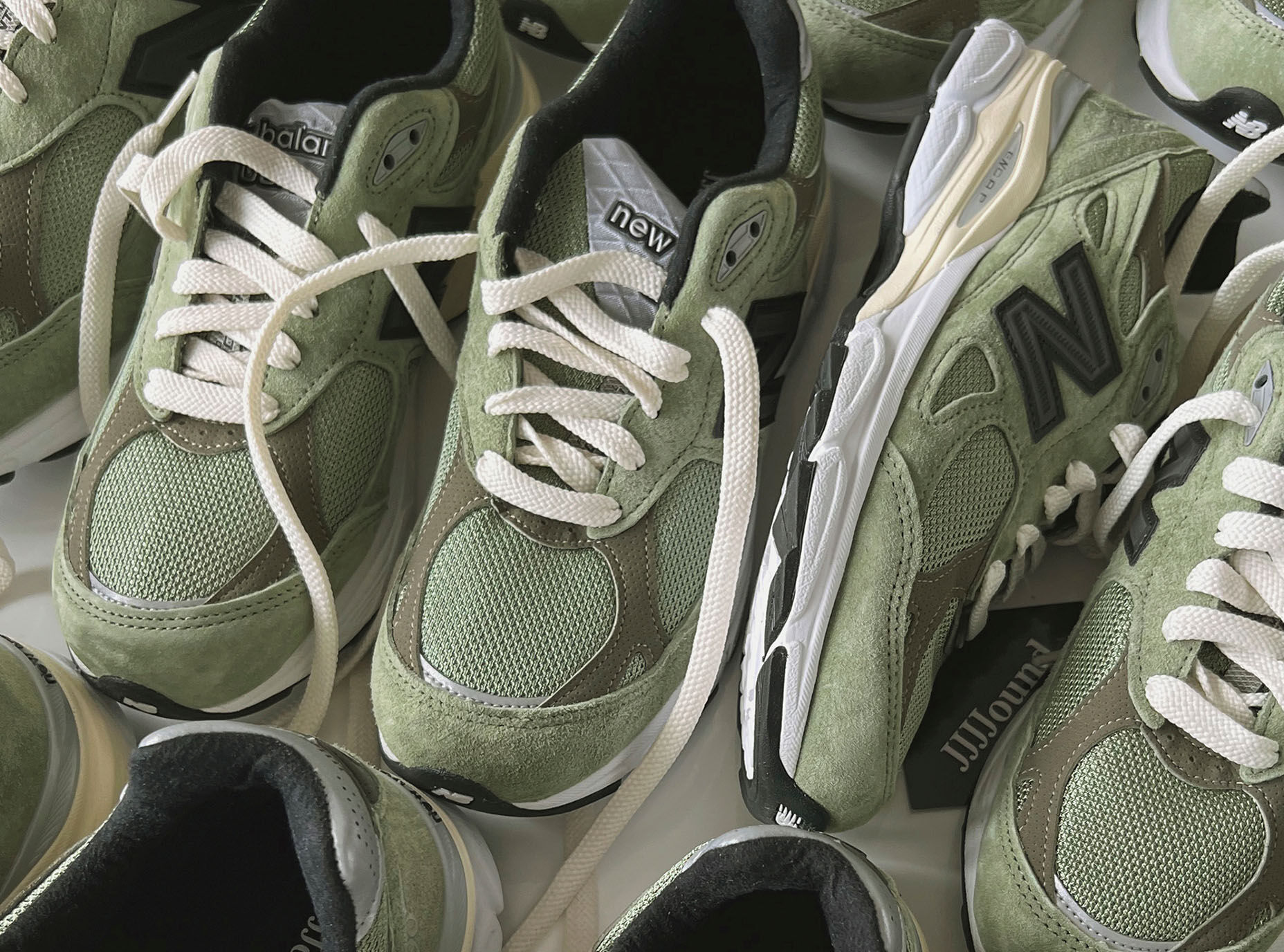 new balance verte